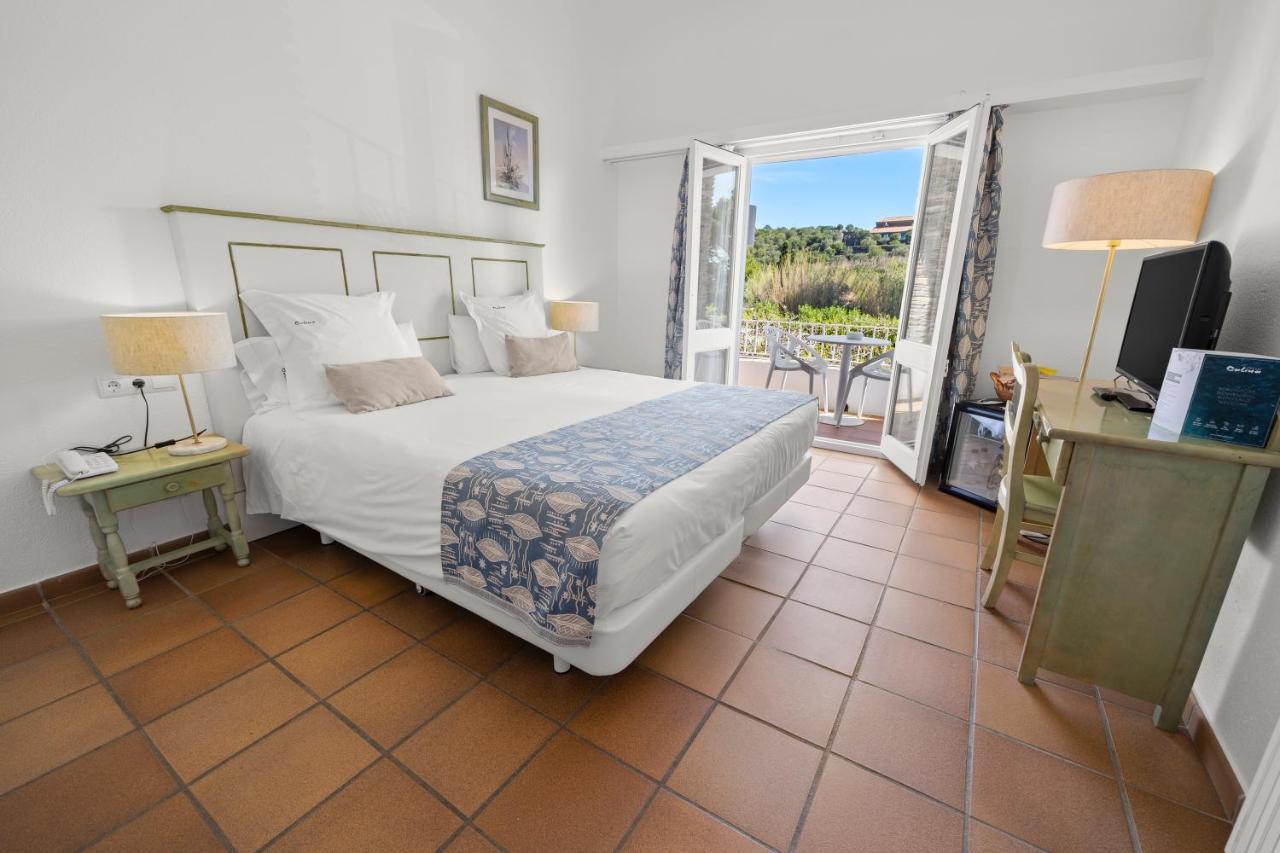 Hotel Calina Cadaqués Extérieur photo