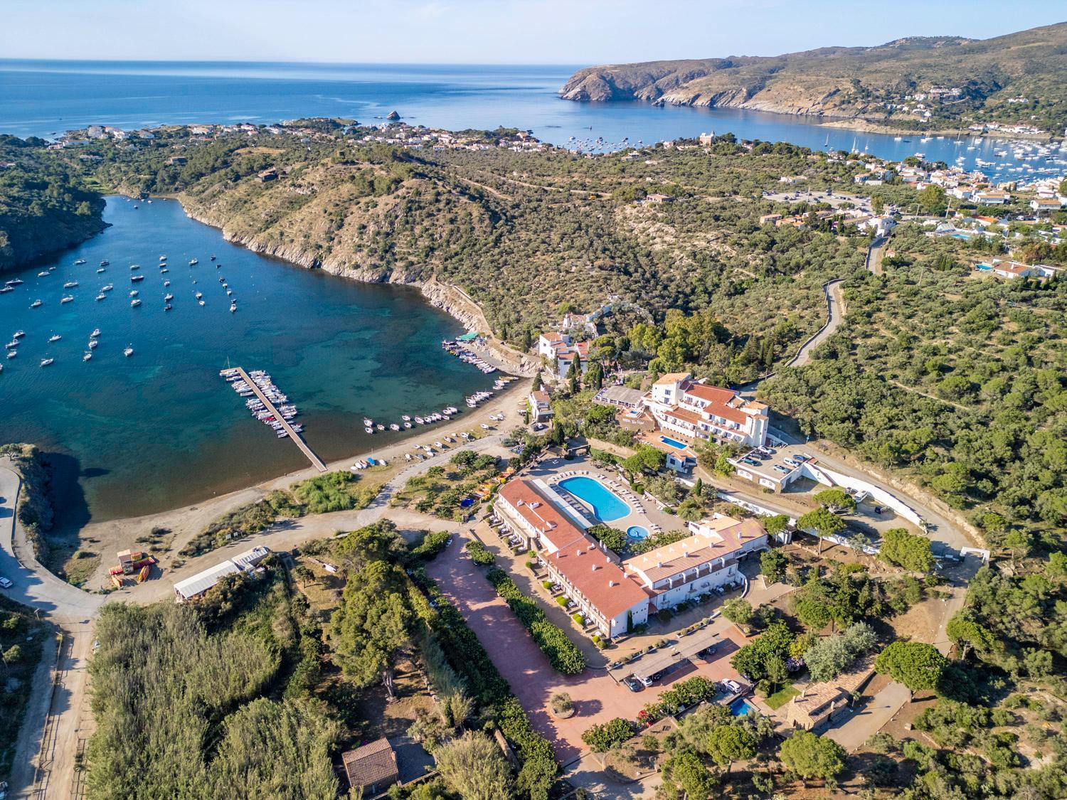 Hotel Calina Cadaqués Extérieur photo
