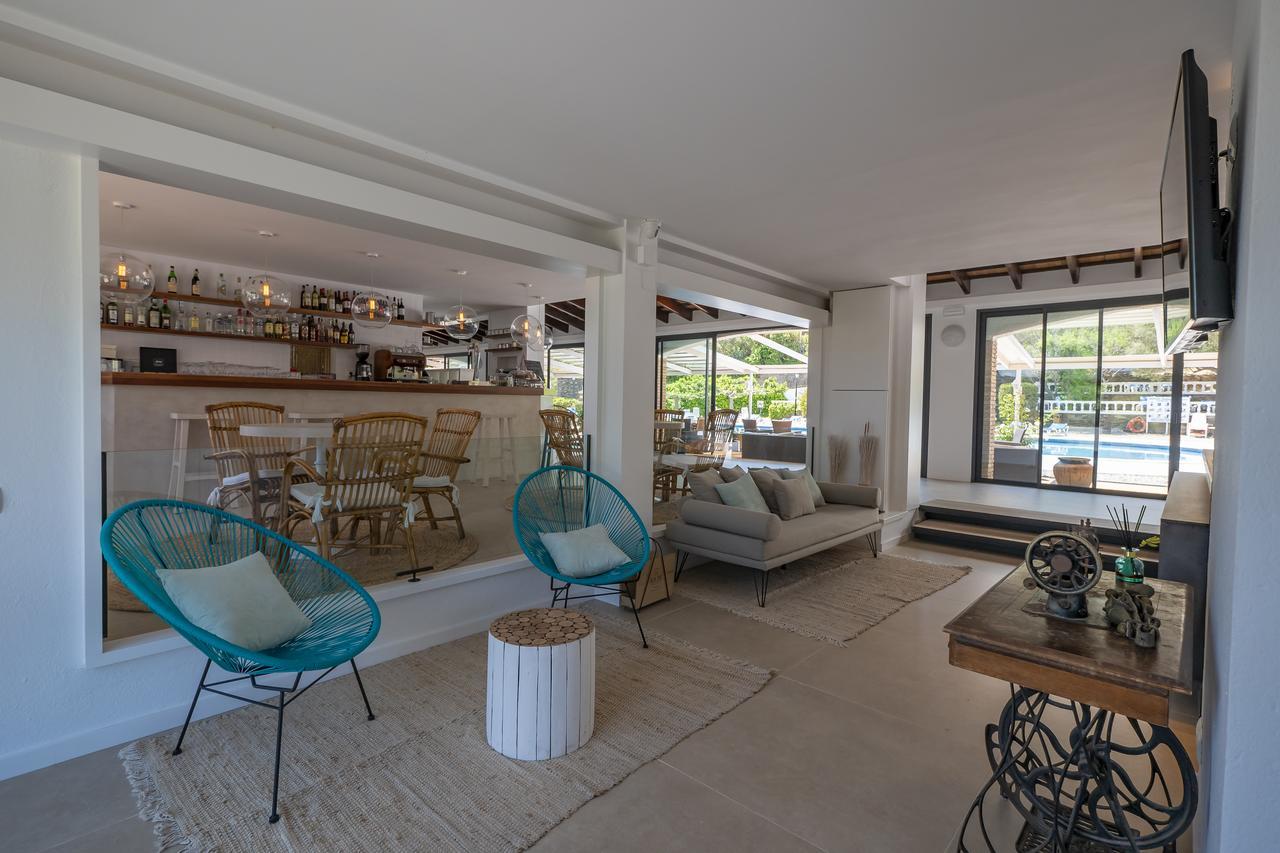 Hotel Calina Cadaqués Extérieur photo